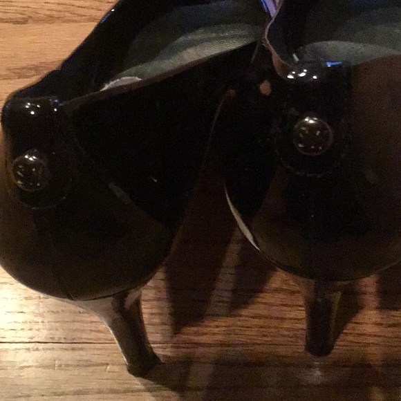 Stuart Weitzman peep toe heels - Picture 4 of 4